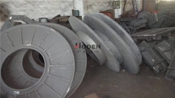 危機(jī)遏制需求，2012年前三季度中比貿(mào)易額下滑